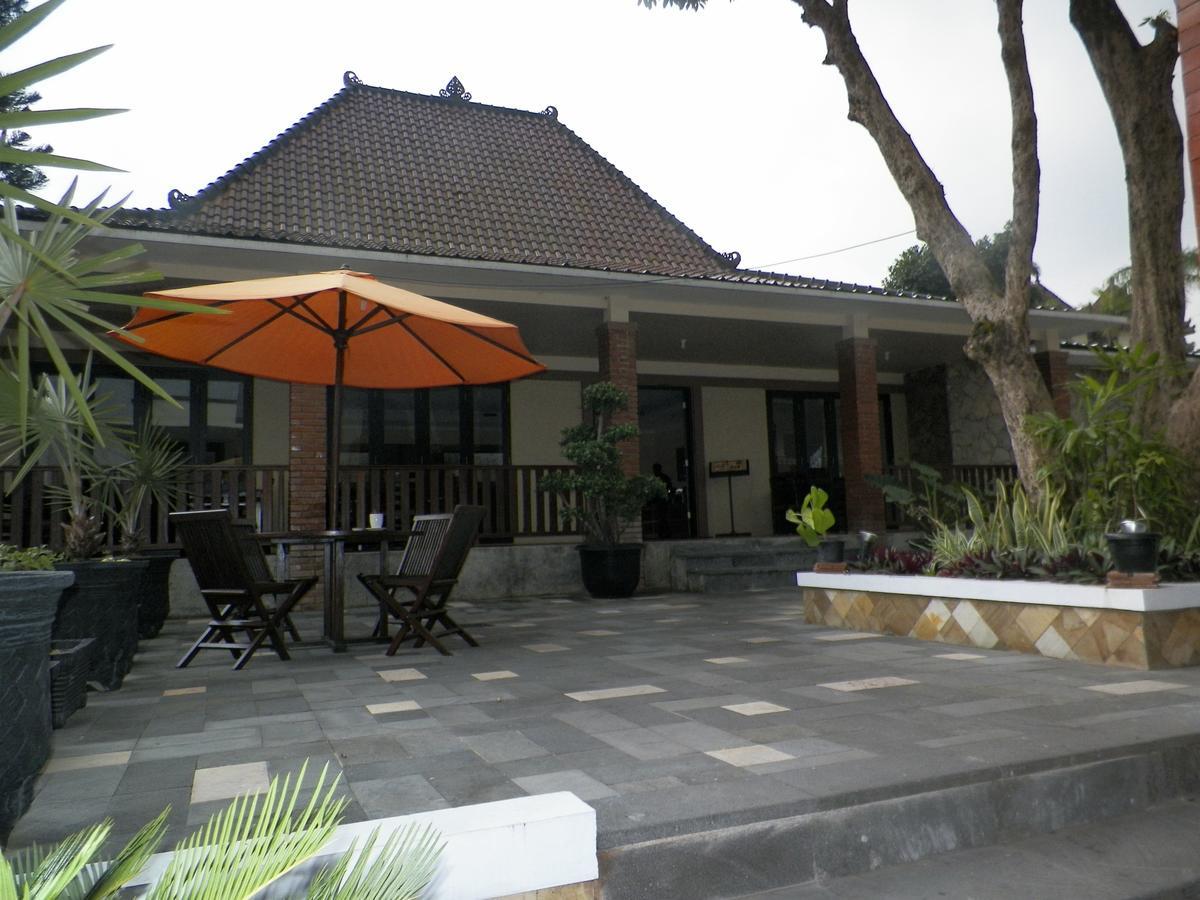 Akasa Hotel Kaliurang Exterior foto