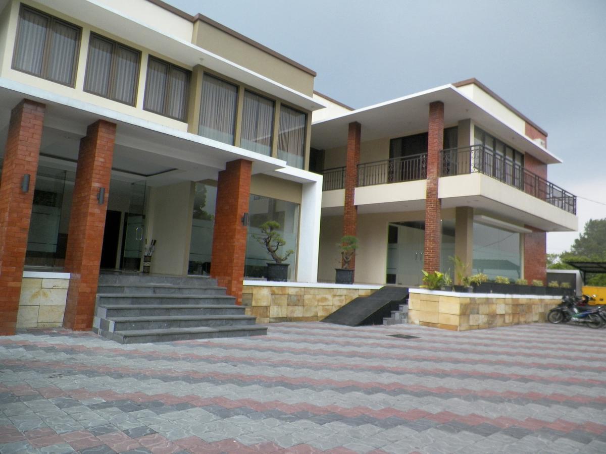 Akasa Hotel Kaliurang Exterior foto