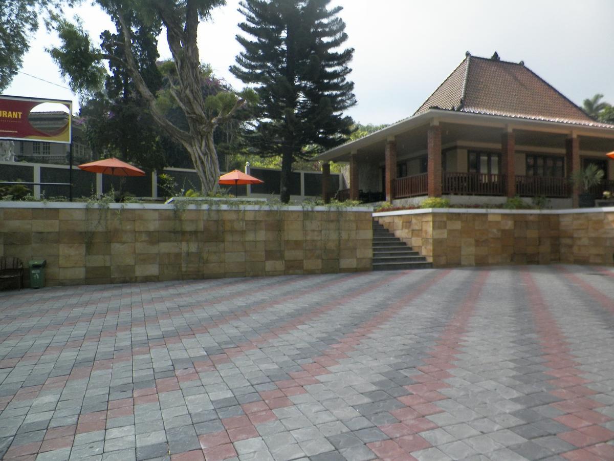 Akasa Hotel Kaliurang Exterior foto